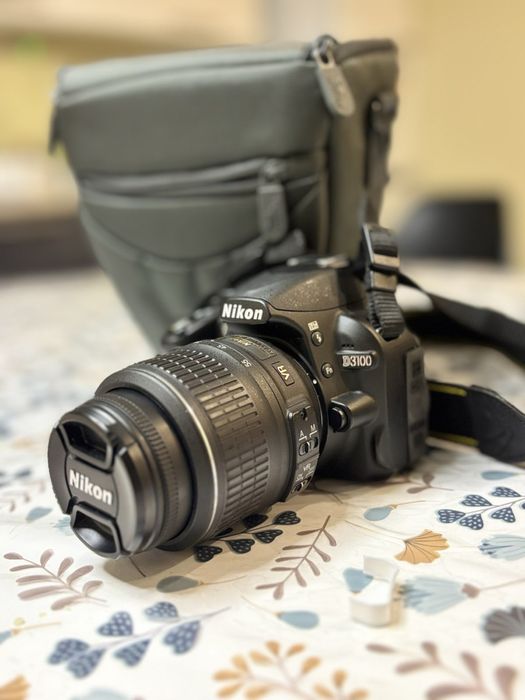 Дзеркальний фотоапарат Nikon D3100 kit 18-55