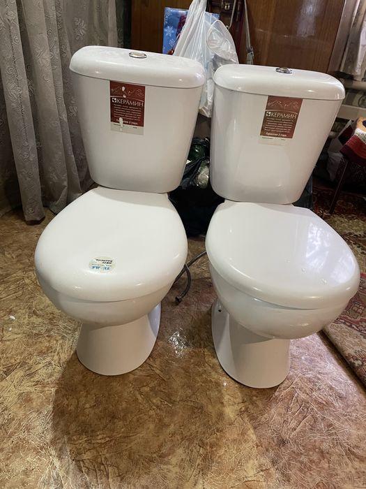 Продам БУ унитазы 5 штук