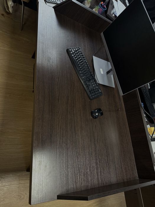 стіл / стіл офісний / стіл компютерний/ є 10 штук!