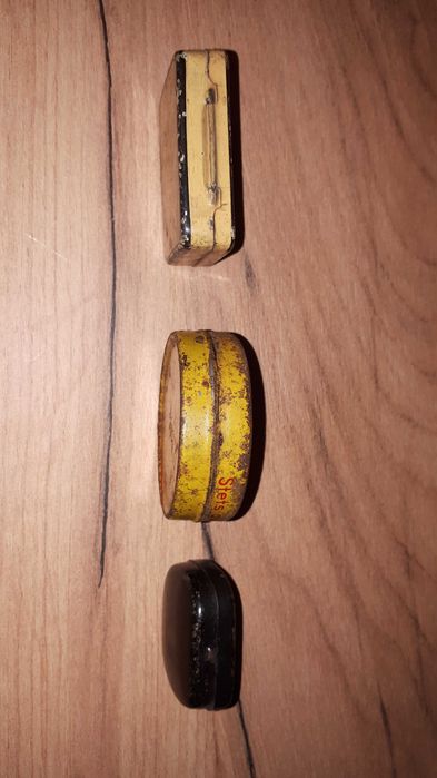 Stare metalowe  pudełko,  puszki, reklama , Aussig , Dresden.