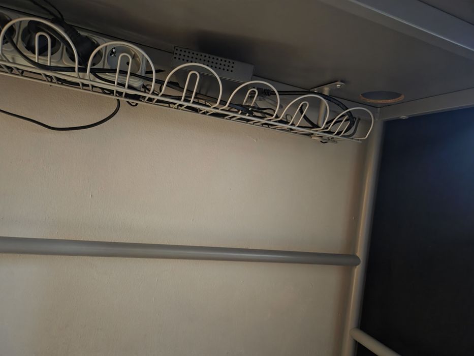 Secretária Hauga Ikea