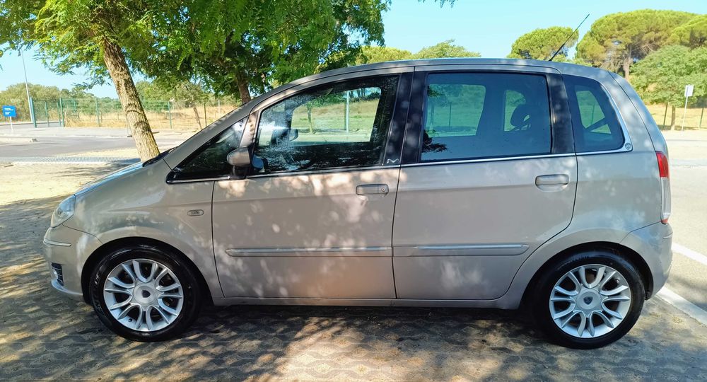 Lancia Musa 1.3 MultiJet 90 cv Automático