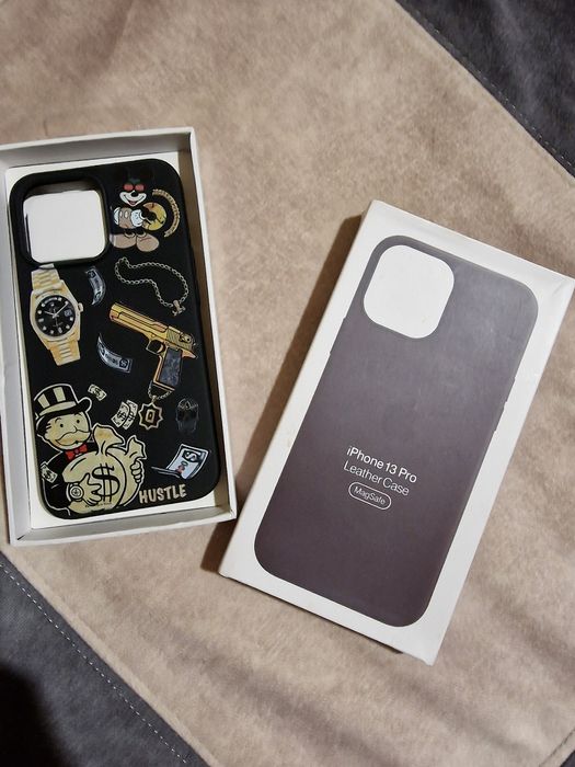 Чехлы на телефон