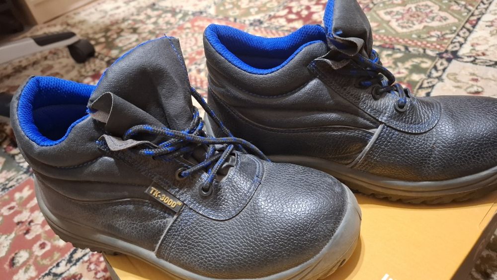 Ботинки рабочие размер 40