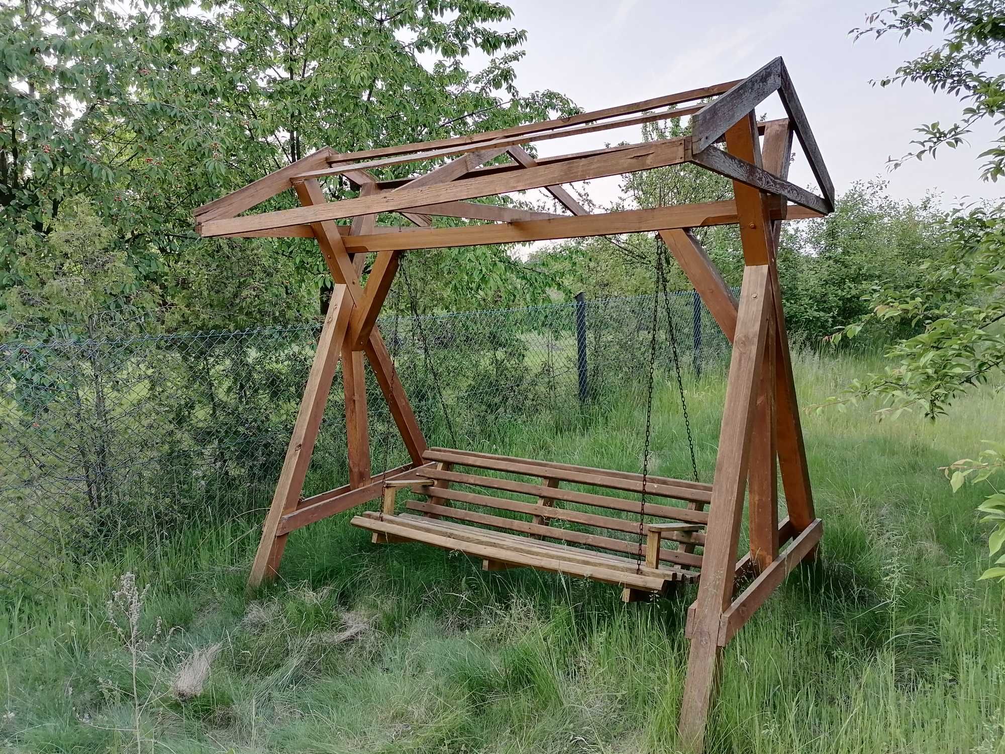 Bujana ławka ogrodowa drewniana zadaszenie. Słupca • OLX.pl