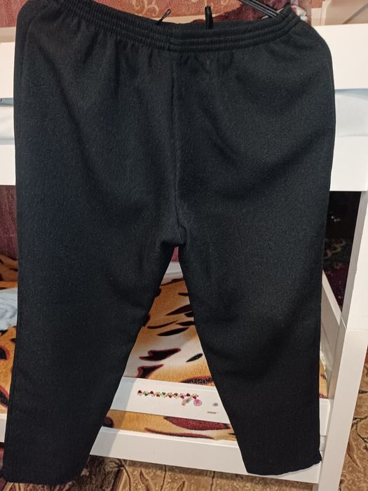 Штани, брюки жіночі