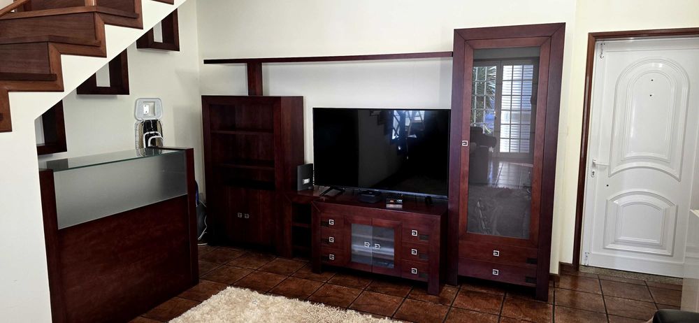 Moveis de sala . Estante