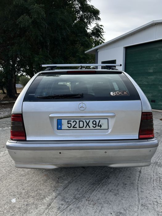 Mercedes-Benz 220 — fotografia 3