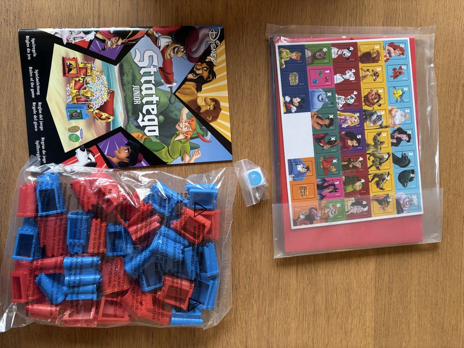 Vendo jogo Stratego novo