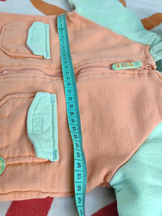 Bluza rozpinana z kapturem
