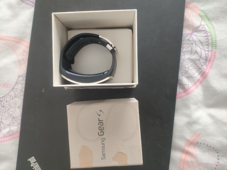 Smartwatch Samsung SM-R750