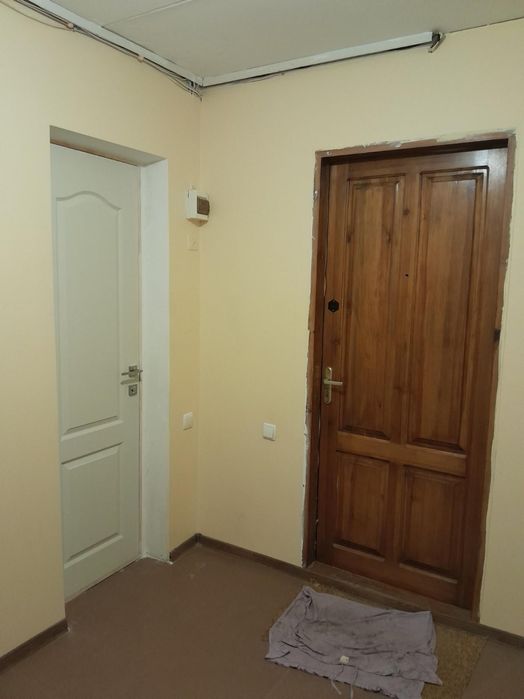 Продається квартира в гуртожитку