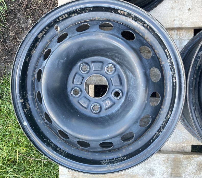 Felgi stalowe z kołpakami Toyota 15’ 5x114.3. Yaris, Auris, Corolla!