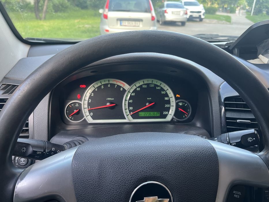 Chevrolet  Captiva каптива 2.4 $$$