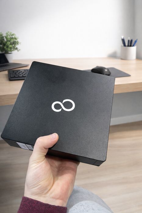 Продам міні ПК Fujitsu q556/2 з i3 7100Т