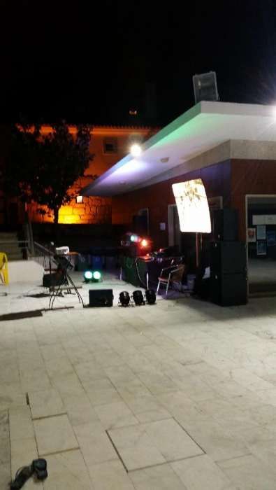 Festas e Eventos, Karaoke e DJ (Luzes/Robótica) Casamentos, Batizados