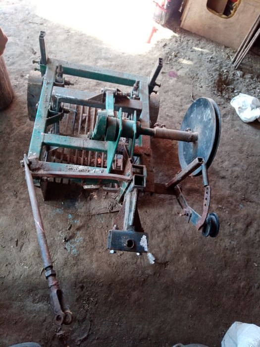 Продам грохотну копалку була в роботі + торглише 1 раз нова