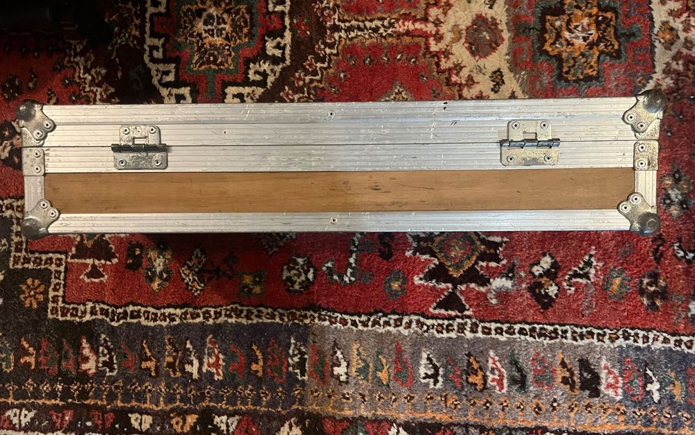Case / Pedalboard