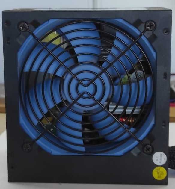 Fonte de Alimentação CoolBox PowerLine Black700 700W – Ventoinha Azul