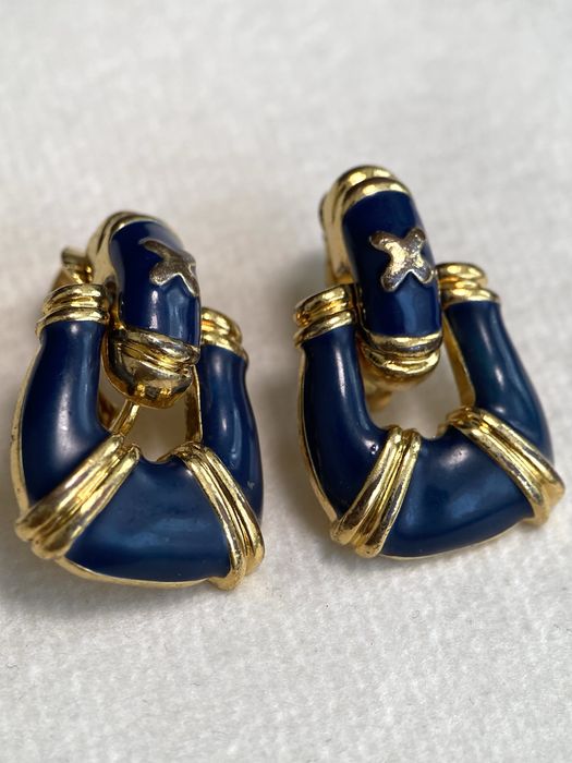 Вінтажні сережки-кліпси Avon 1980-х з синьою емаллю