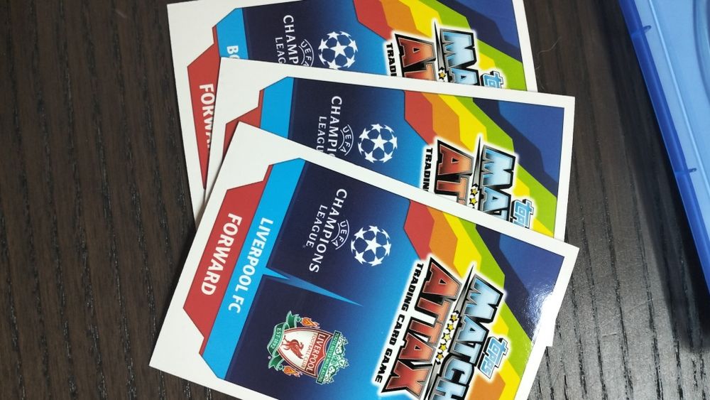 Cartões de futebol edição limitada