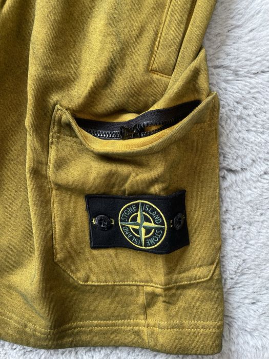 Шорти Stone island