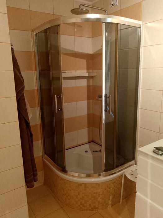 Montaż kabin prysznicowych Wrocław i okolice