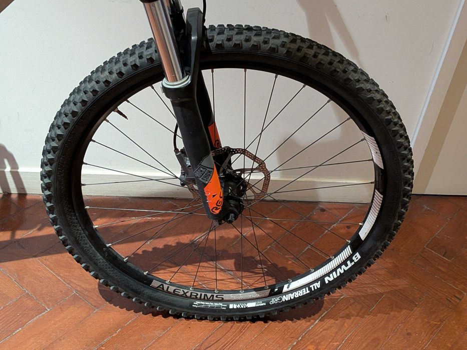 Bicicleta BTT Rockrider 9.1