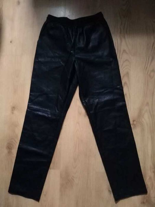 Nowe spodnie Vila 36 S 8 Woskowane luźne ekoskóra skaja czarne