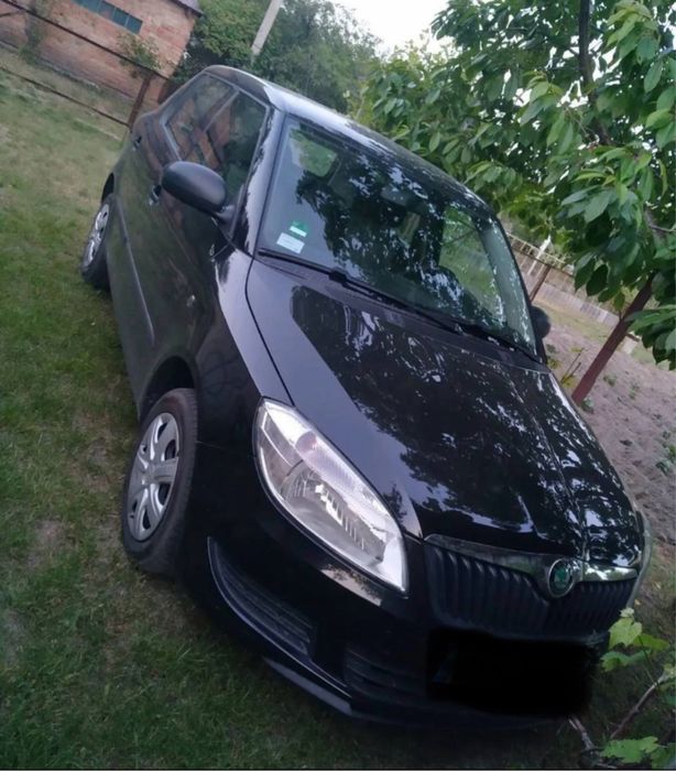 Аренда авто Skoda Fabia Фабія оренда фабия прокат