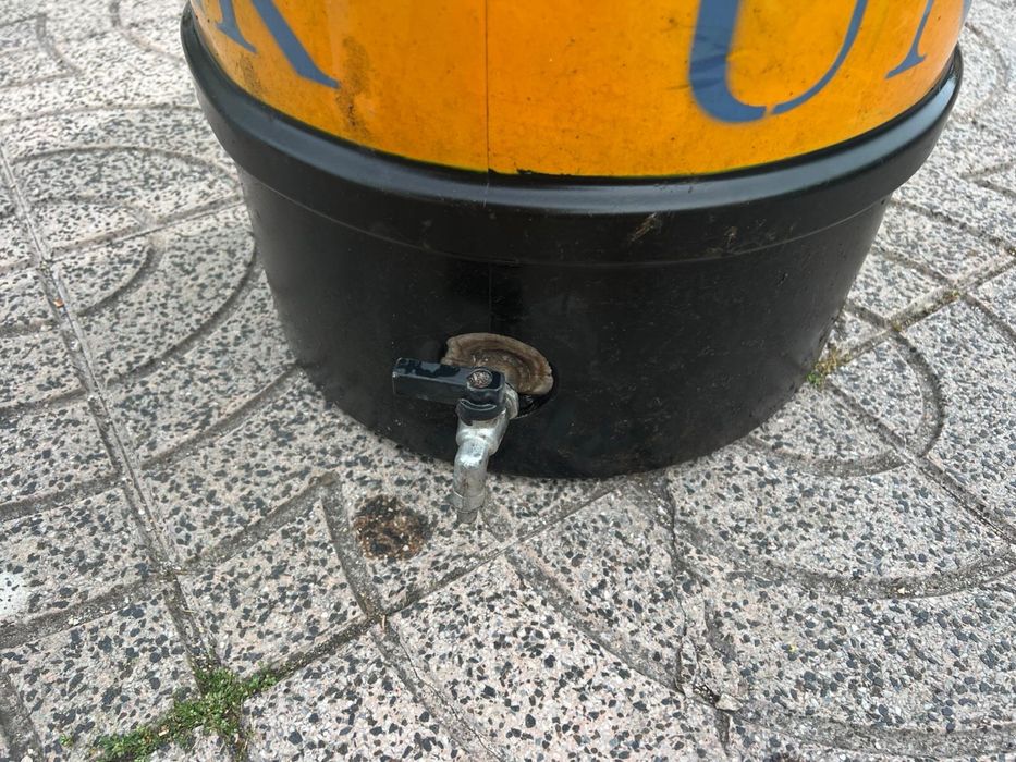 Deposito 50L com torneira