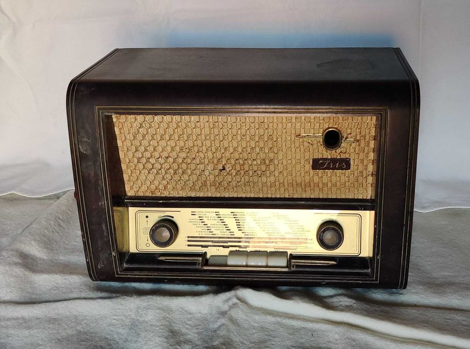 Rádio antigo Iris