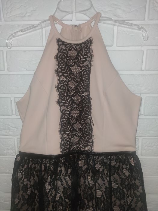 Sukienka Asos 40 koronkowa