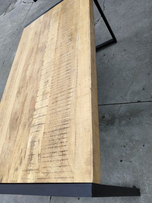 Design industrialny stół w stylu loft