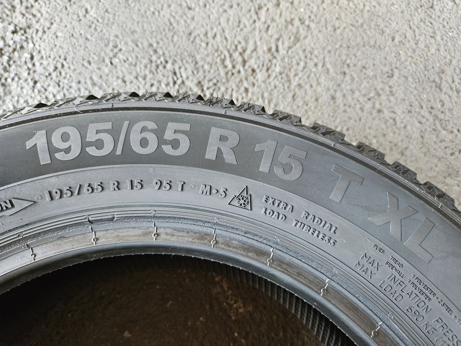 Kpl Opon Zimowe Semperit Speed-Grip 5 195.65.15 95T XL Rok 2023