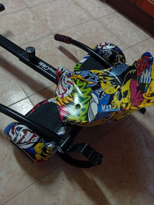 Hoverboard com kart e capacete