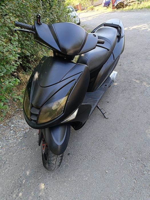 Мопед Suzuki Matrix Fada GY6 150