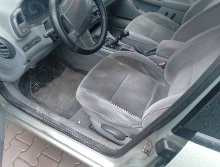 Renault Laguna 1  gaz  2.0 benzyna