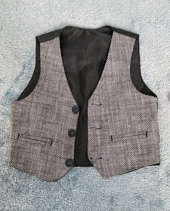 Garnitur dziecięcy 3 częściowy r. 80-86 marynarka kamizelka spodnie