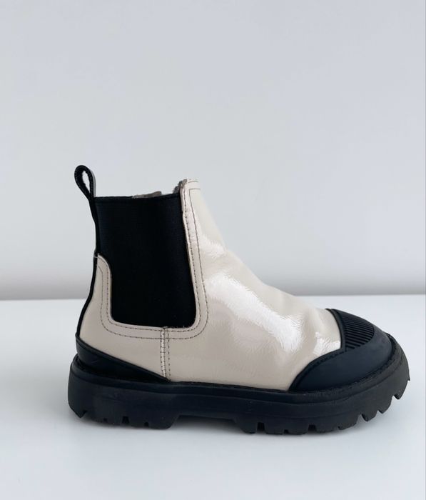 Чоботи Zara 24 розмір / ботінки / чобітки / сапожки