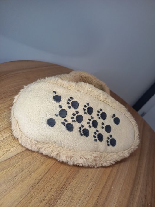Pluszowe kapcie dziecięce