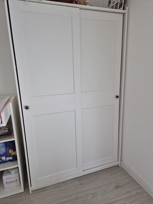 Roupeiro Ikea HAUGA