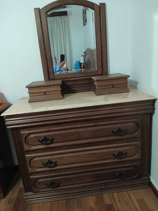 Conjunto de quarto completo ou peças separadas - Madeira maciça