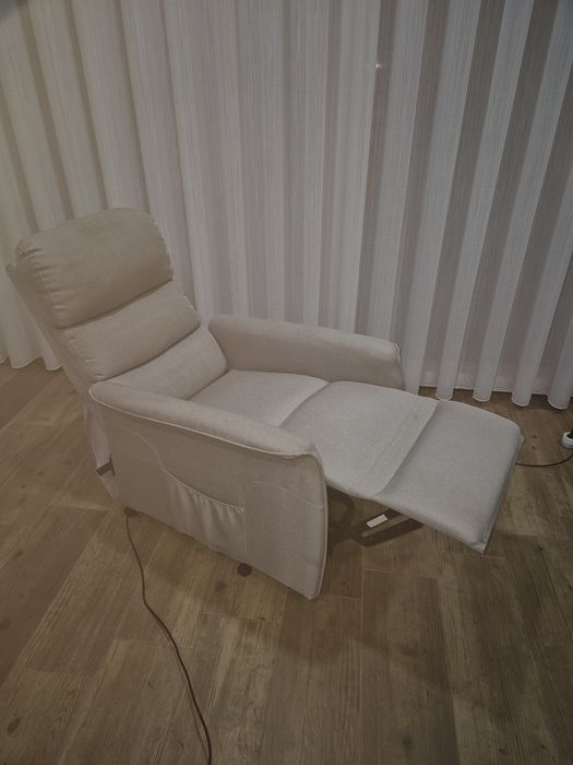 Poltrona cadeirão relax geriatrico eléctrico