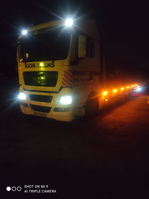 Pomoc drogowa  transport  maszyn  budowlanych  do 16 Ton holowanie tir