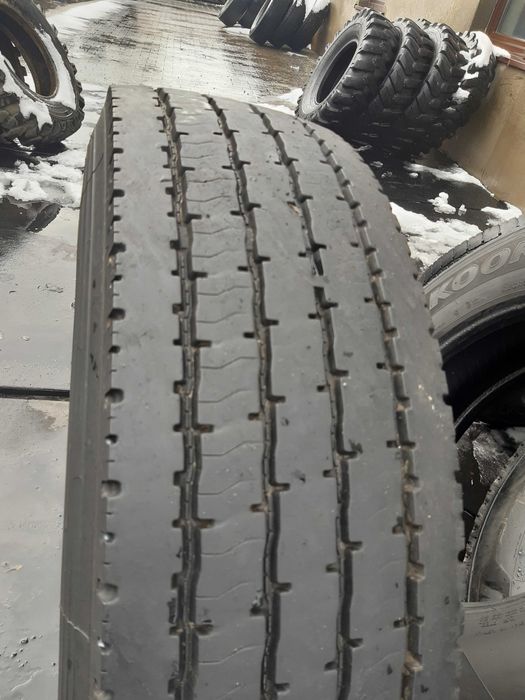 295/80R22.5 Hankook AW01 przód