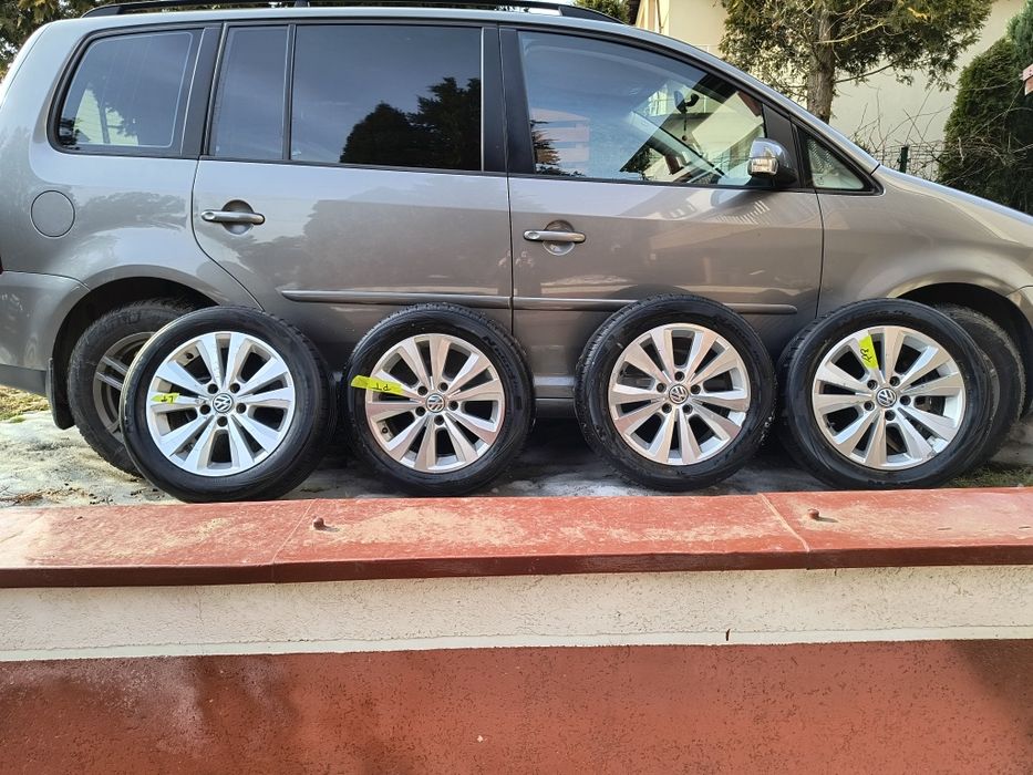 Sprzedam Volkswagen Touran 2008 7 os 1.9 TDI