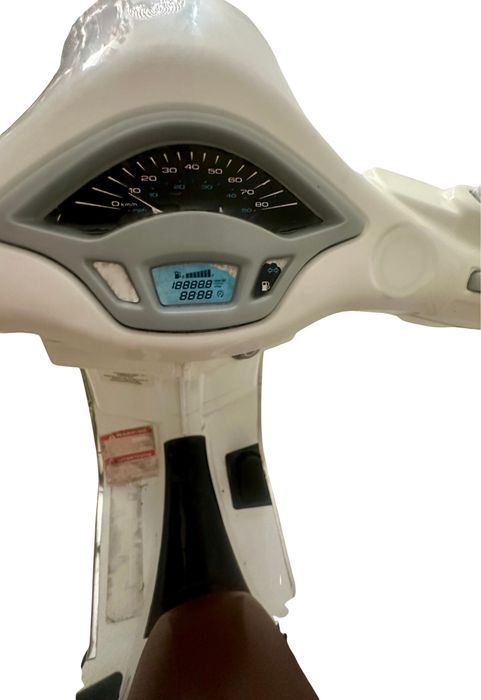 Mota Infantil Vespa Piaggio Electrica