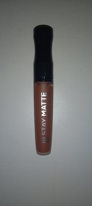 Matowa pomadka Rimmel Stay Matte odcień 725 Love Bite Radomsko • OLX.pl