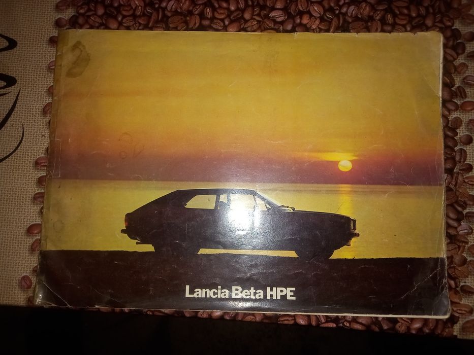 Журнал пособие LANCIA BETA HPE 1600 2000 року випуску